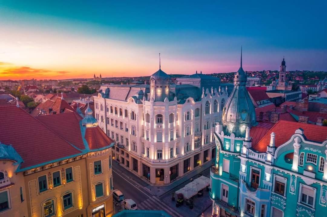 Clasic Apartment Nufarul Oradea Exterior foto